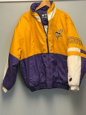 Vintage 90s Minnesota Vikings S1 By Starter Puffer Full Zip Jacket NFL L